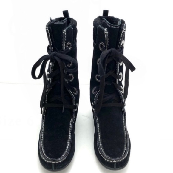 COLE Haan Winter Fur Lined Waterproof Suede Lace up Flat Boots in Black - Picture 2 of 10